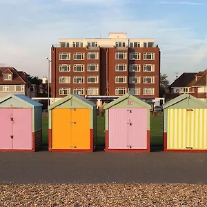 Western Princes Marine Hove
